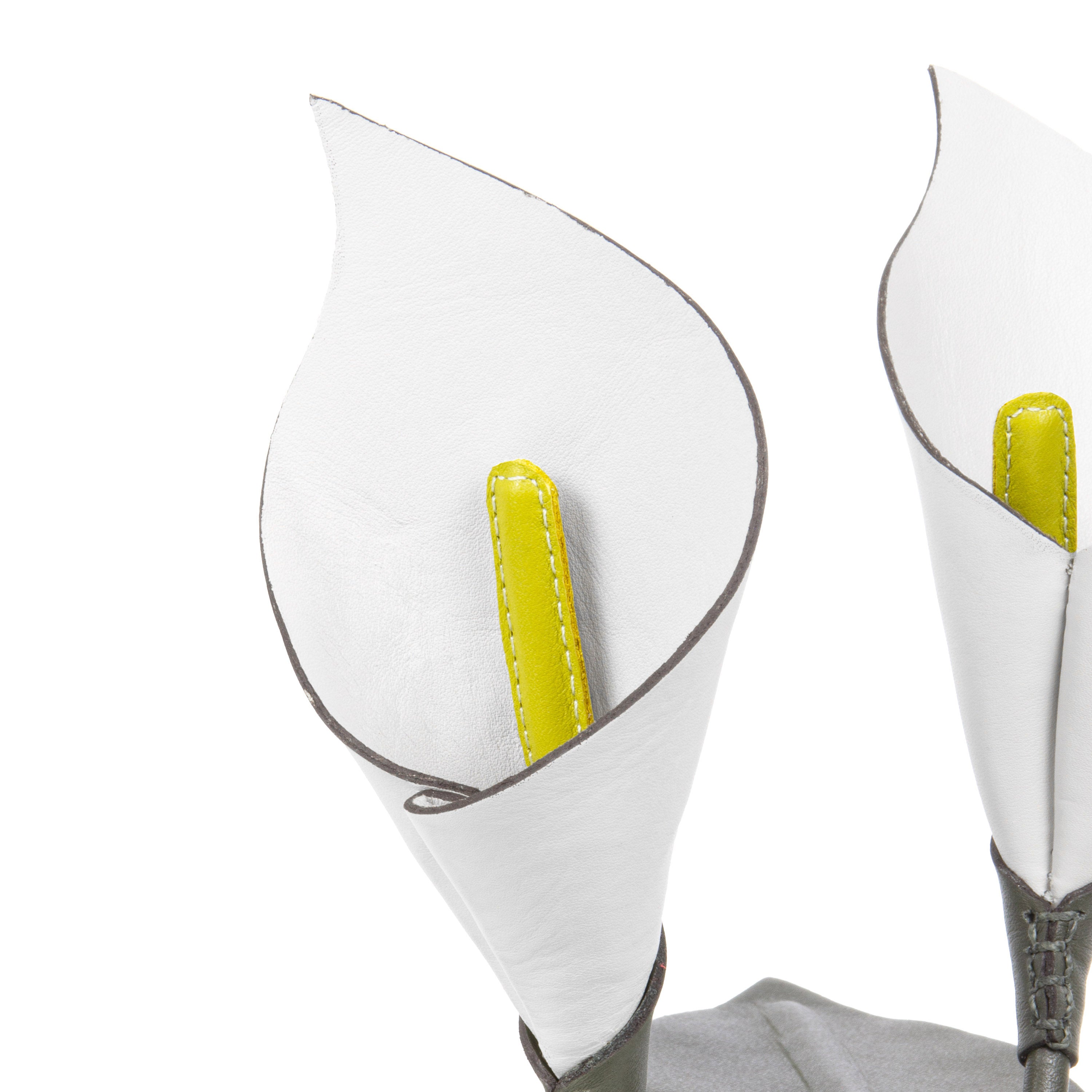 Calla Lily White Planter in Leather by Patrícia Maranhão