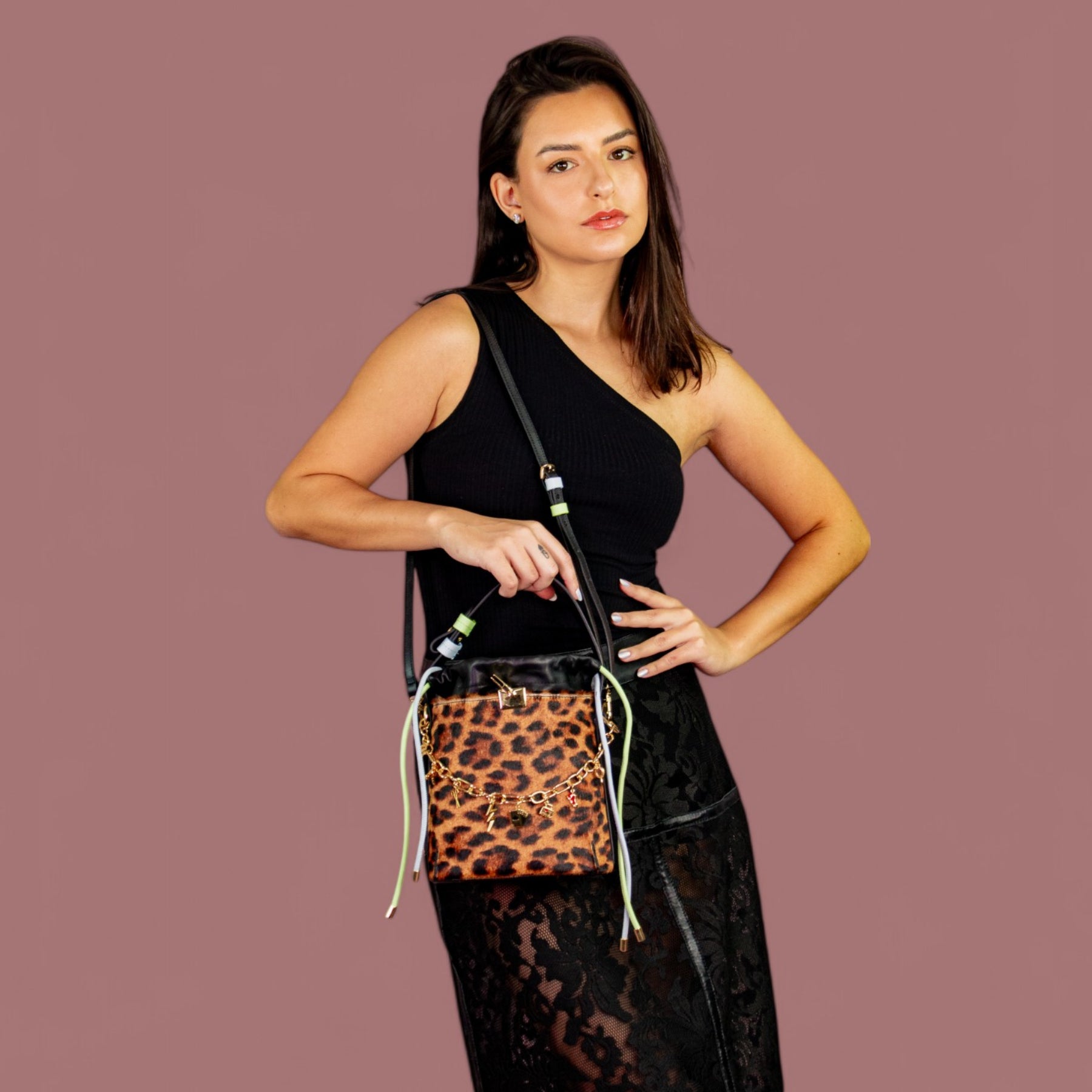 Donna Bucket Bag Genuine Leather Blue and Green Drawstring Patrícia Maranhão