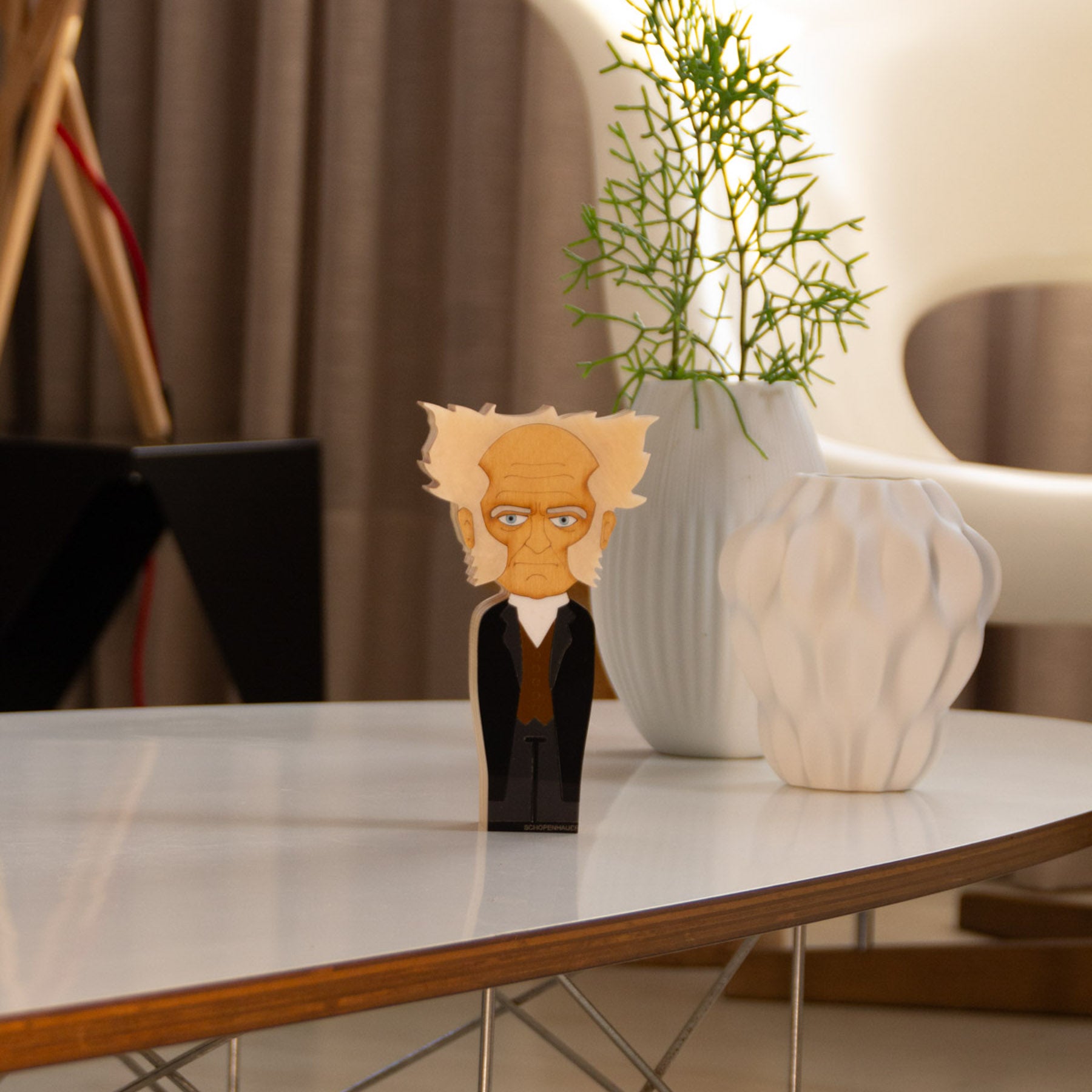 Kokeshi Escultura de Madeira Arthur Schopenhauer