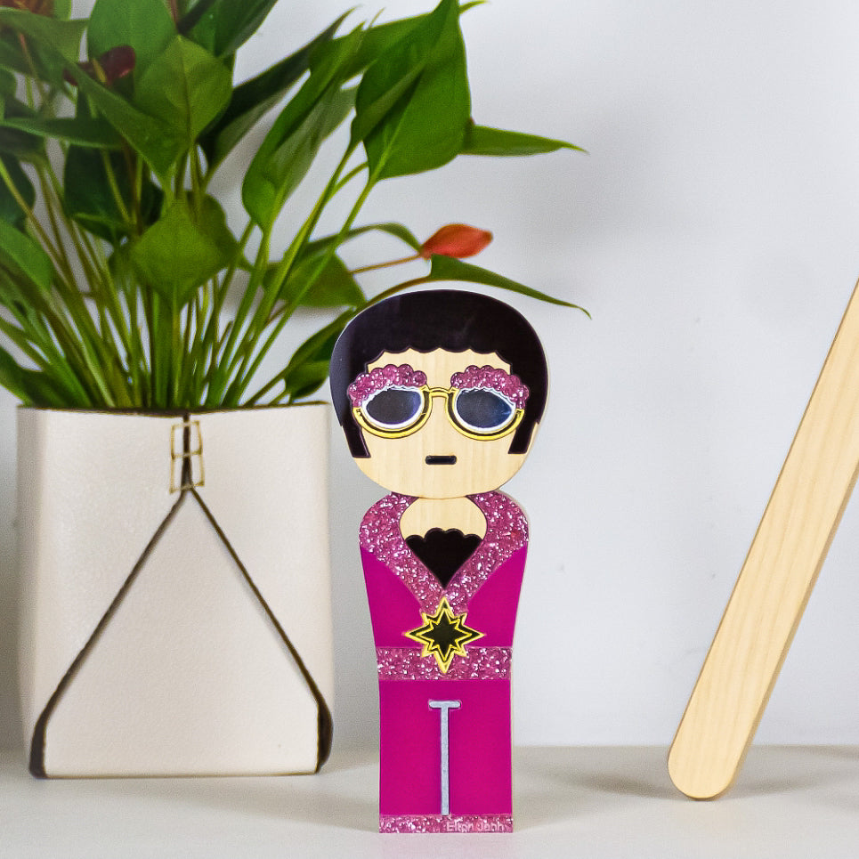 Kokeshi Escultura de Madeira Elton John