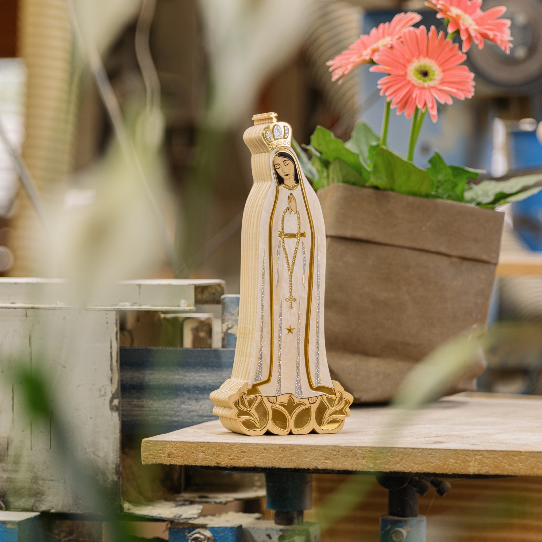 Sculpture Our Lady of Fatima Sophistic Patricia Maranhão