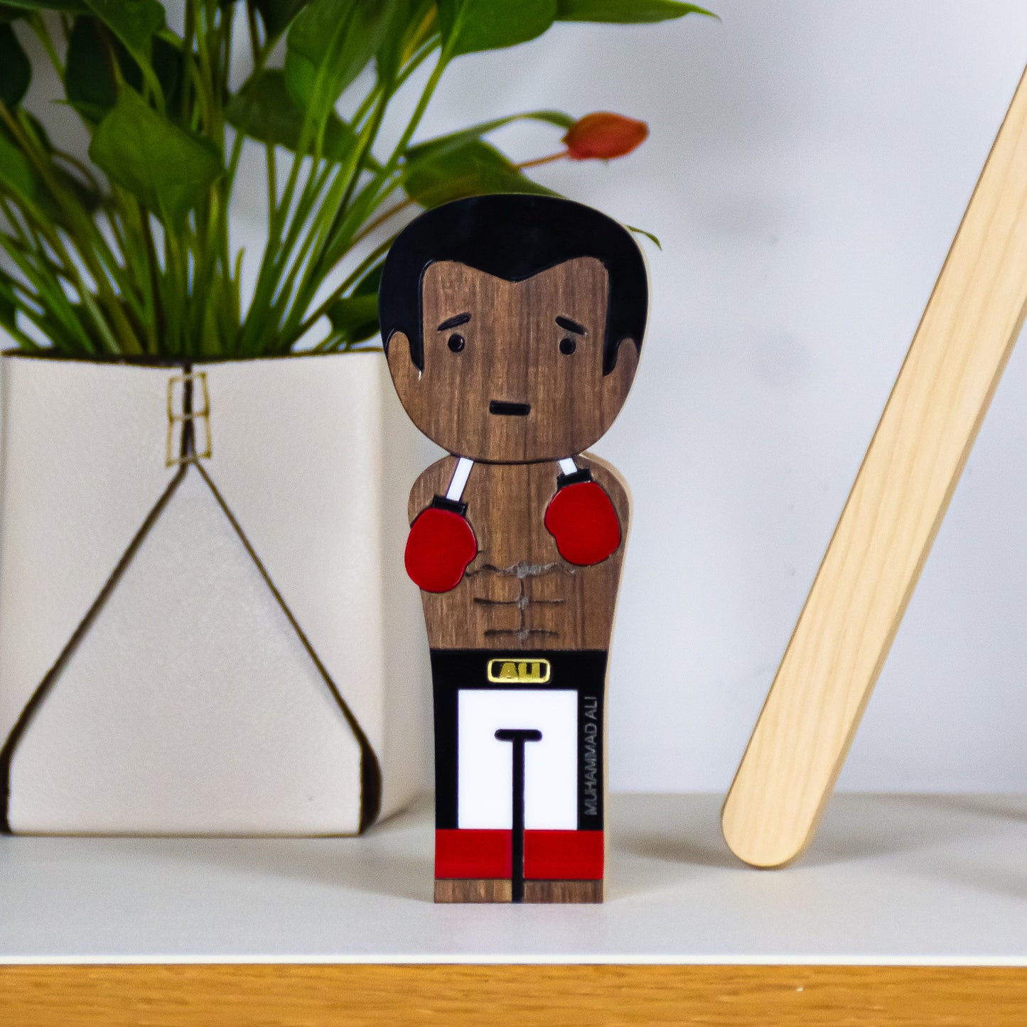 Kokeshi Escultura de Madeira Muhammad Ali