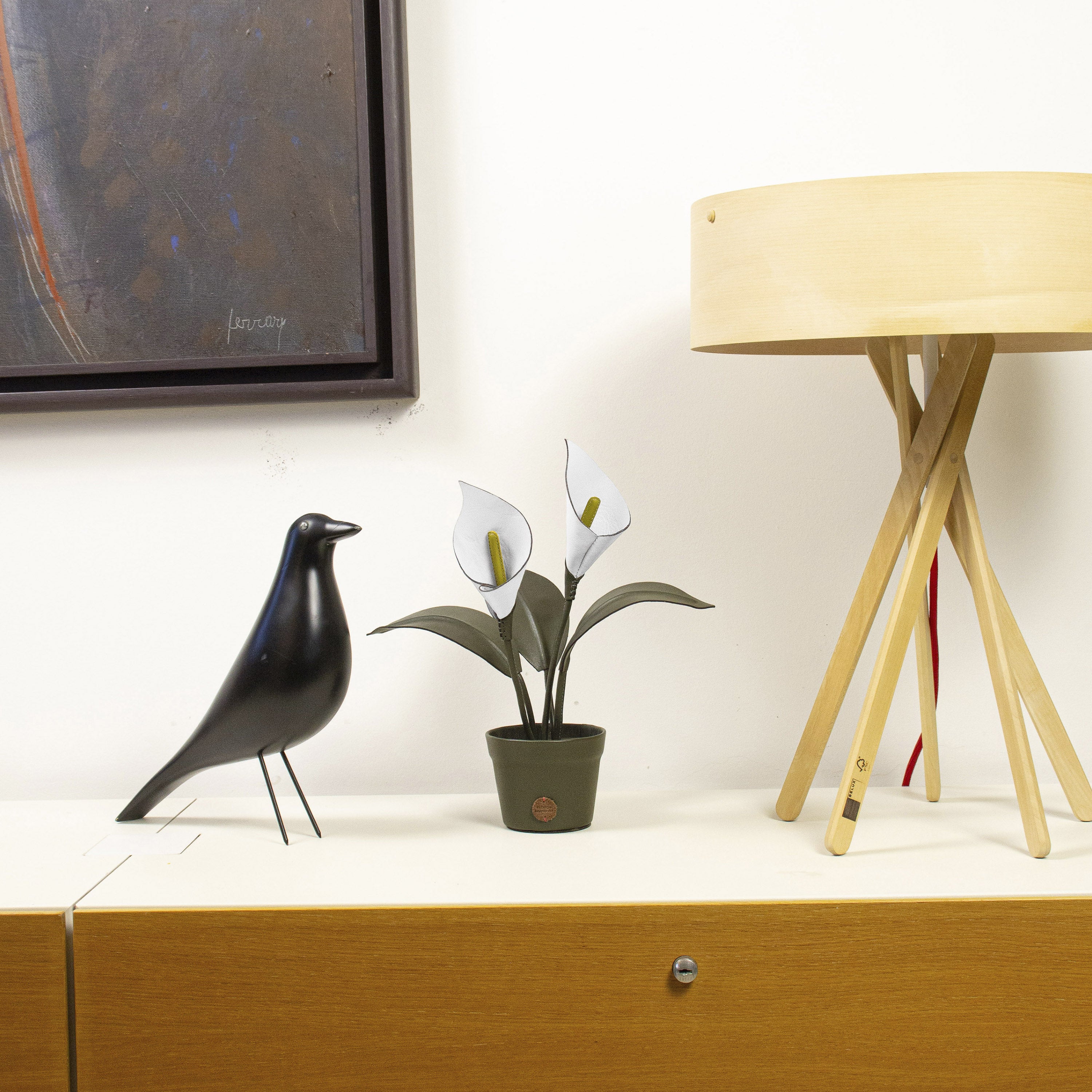 Calla Lily White Planter in Leather by Patrícia Maranhão