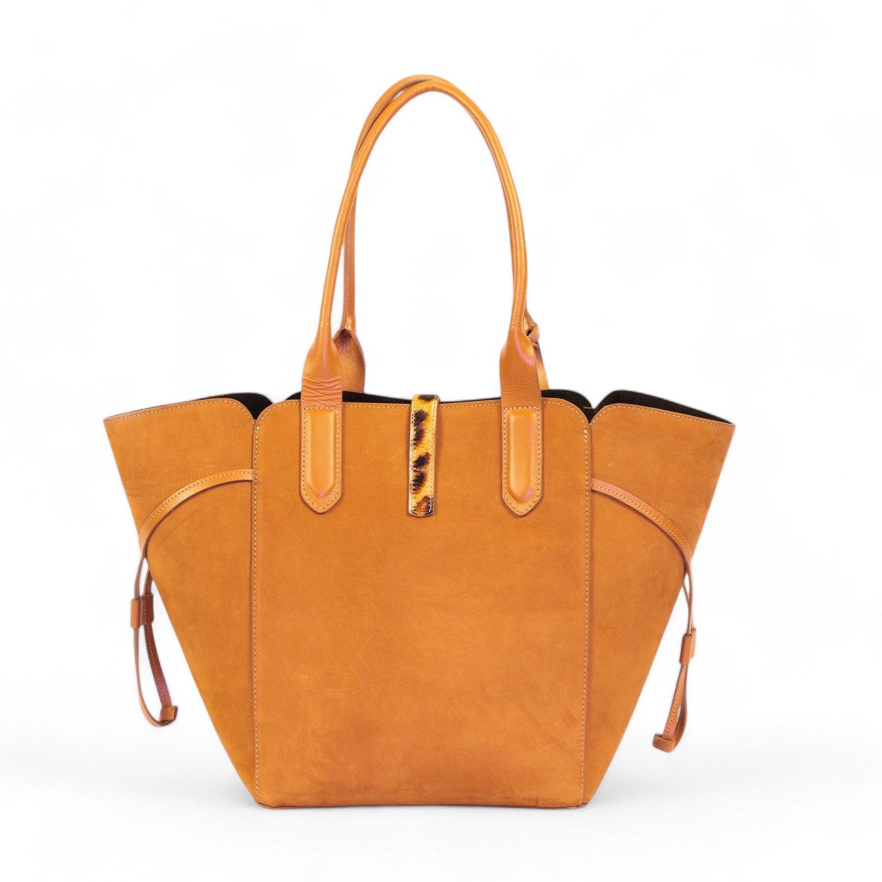 Melania Genuine Leather Caramel Shopping Bag with Leopard Print Strap by Patrícia Maranhão