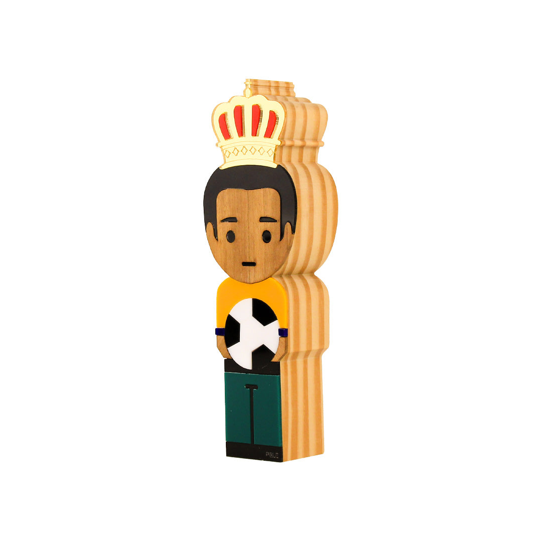 Kokeshi Escultura Madeira Rei Pelé Patricia Maranhão